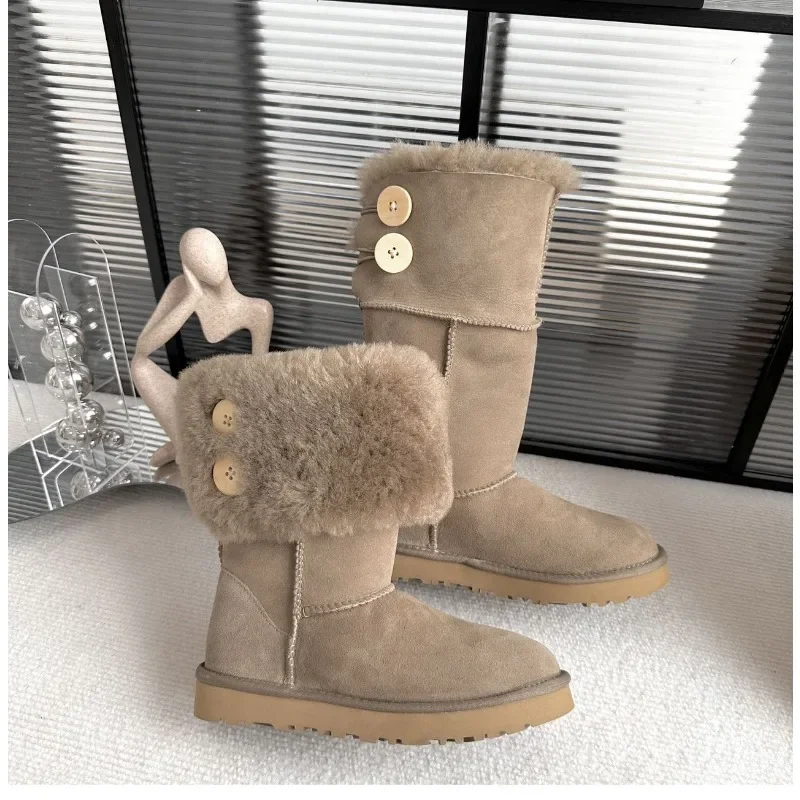 Lèvent personnalisés en cuir v - Ethnic Fashion Online avis et prix